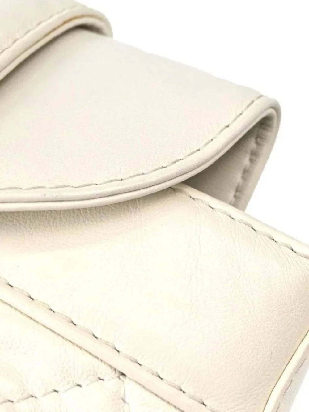 Chanel White Leather Matelasse Bucket Chain Shoulder Bag